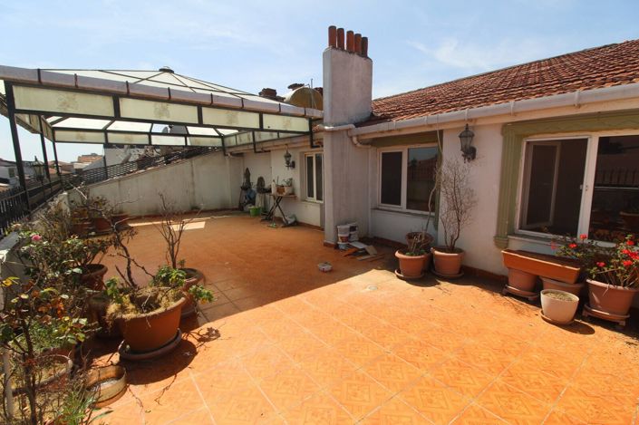 Image No.1-5 Bed Apartment for sale