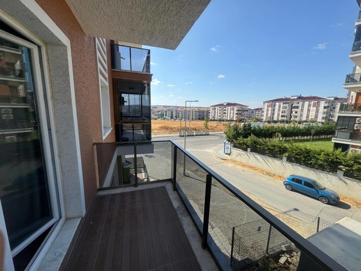 Image No.11-Appartement de 2 chambres à vendre à Silivri