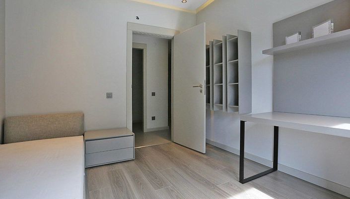 Image No.30-1 Bed Apartment for sale