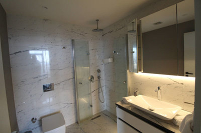 Interior 11