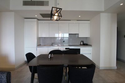 Interior 3