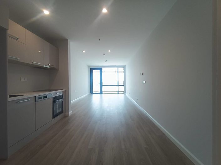 Image No.8-Apartment for sale