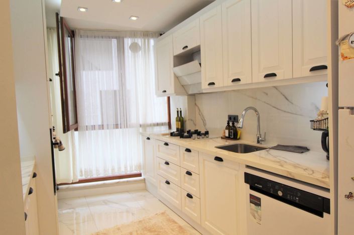 Image No.11-3 Bed Apartment for sale