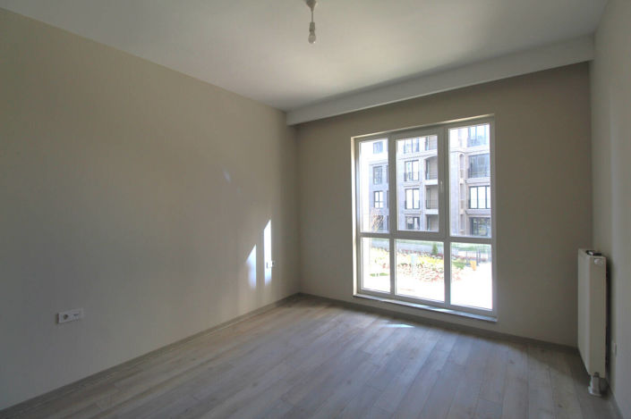 Image No.23-4 Bed Apartment for sale