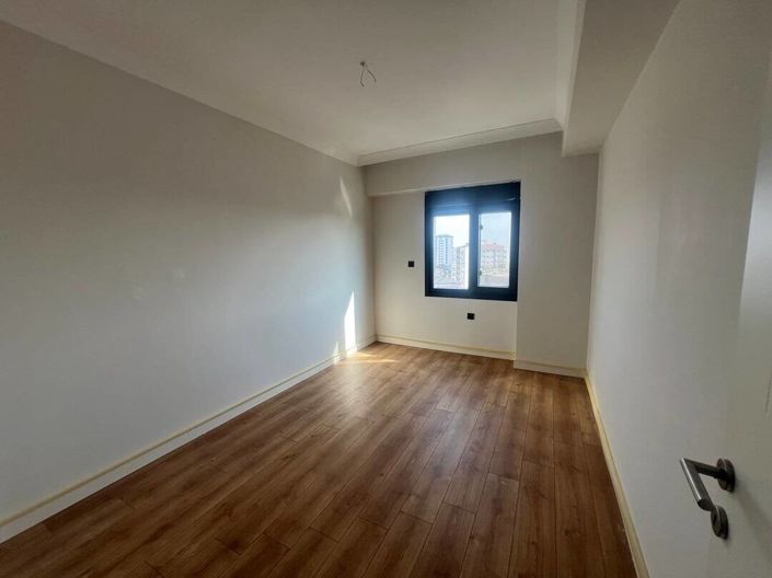 Image No.13-3 Bed Apartment for sale