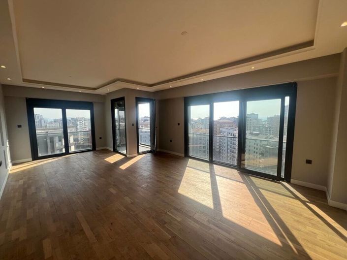 Image No.6-3 Bed Apartment for sale