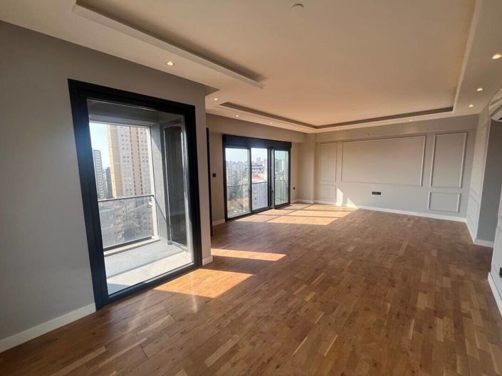 Image No.7-3 Bed Apartment for sale