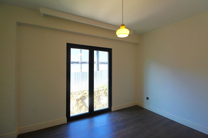 Image No.24-4 Bed Apartment for sale