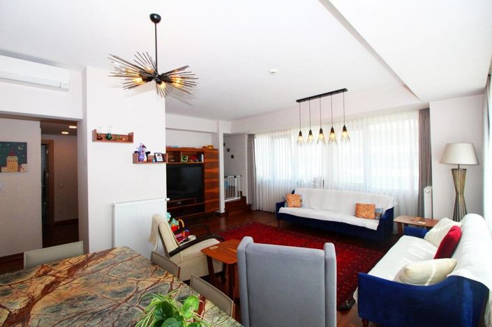 Image No.17-3 Bed Apartment for sale