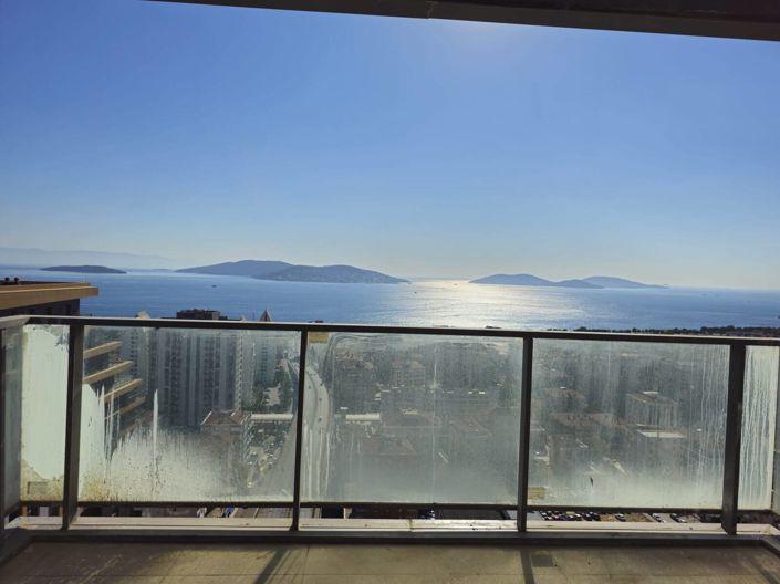 Image No.10-3 Bed Apartment for sale
