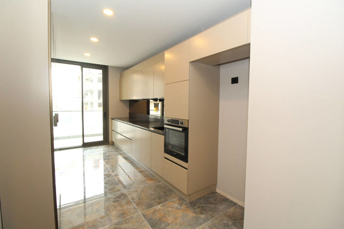 Image No.20-2 Bed Apartment for sale