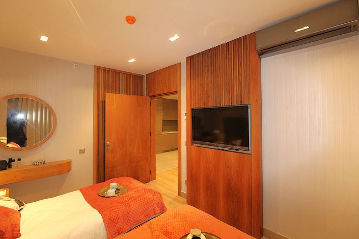 Image No.10-1 Bed Apartment for sale