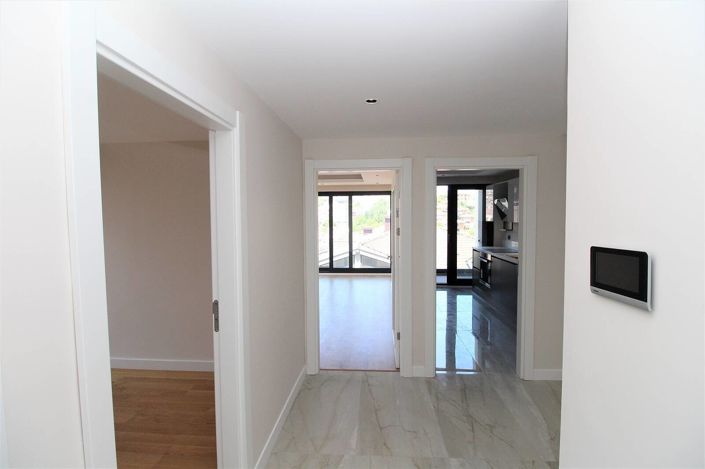 Image No.28-2 Bed Apartment for sale