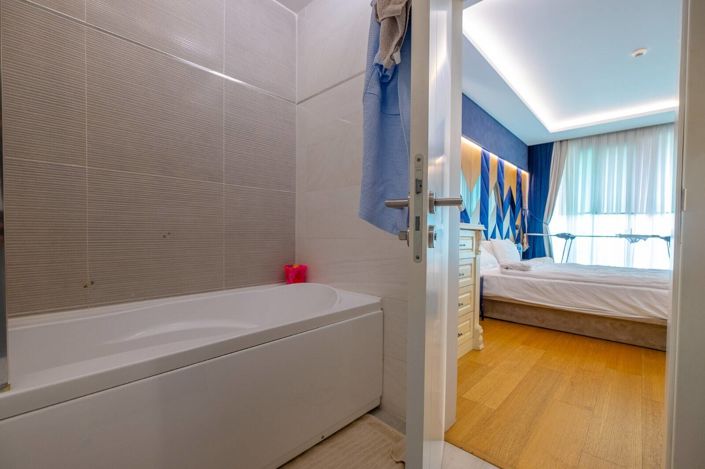 Image No.15-3 Bed Apartment for sale