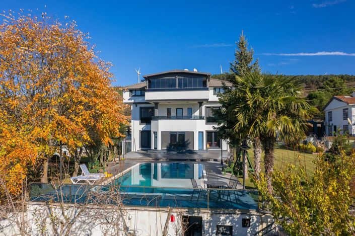 Image No.6-9 Bed House/Villa for sale