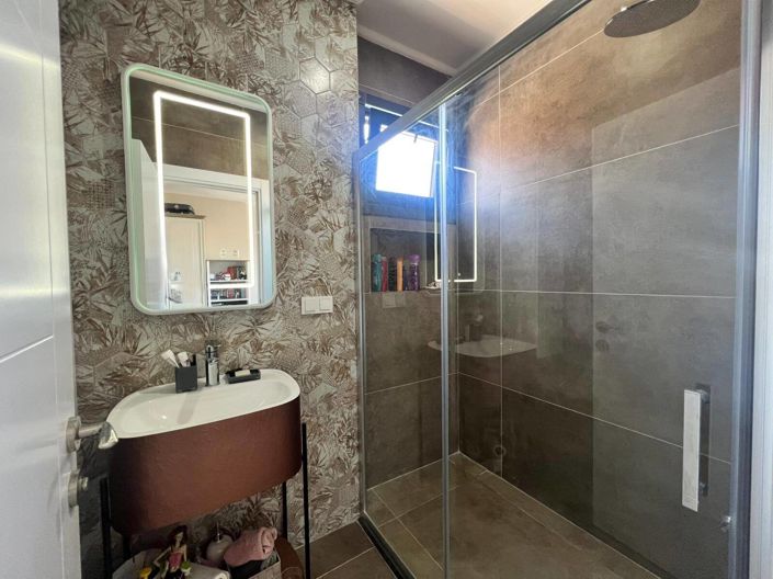 Image No.20-Maison / Villa de 4 chambres à vendre à Büyükçekmece