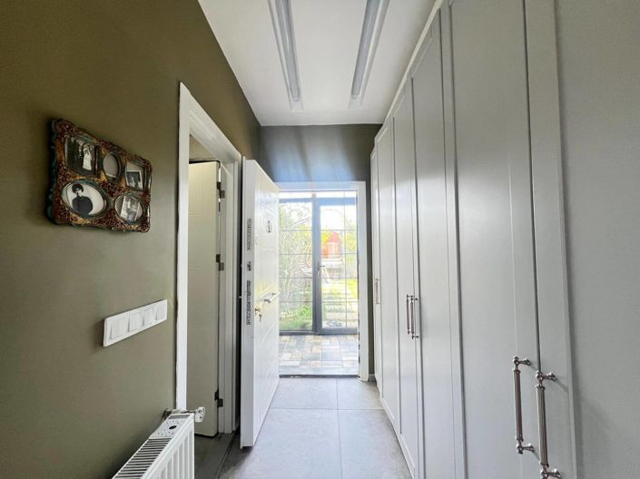 Image No.28-Maison / Villa de 4 chambres à vendre à Büyükçekmece