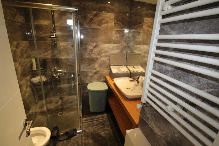 Image No.20-2 Bed Apartment for sale