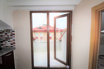 Interior 11