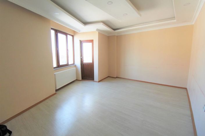 Image No.2-5 Bed Apartment for sale
