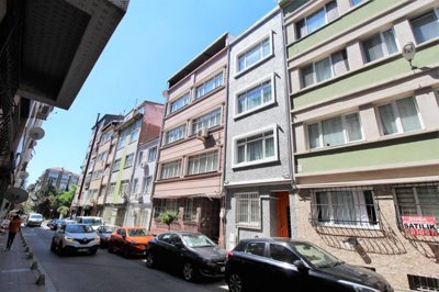 Exterior 1