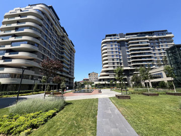 Exterior 7