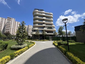 Exterior 9