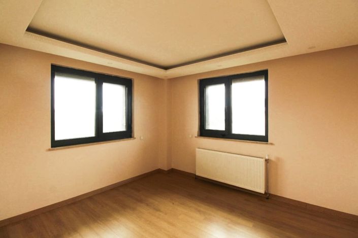 Image No.27-10 Bed House/Villa for sale