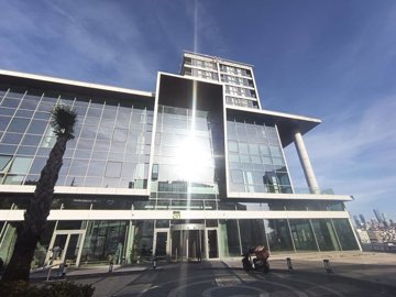 Exterior 3