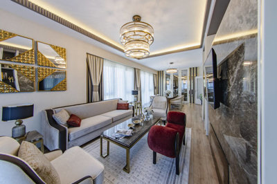 Interior 7