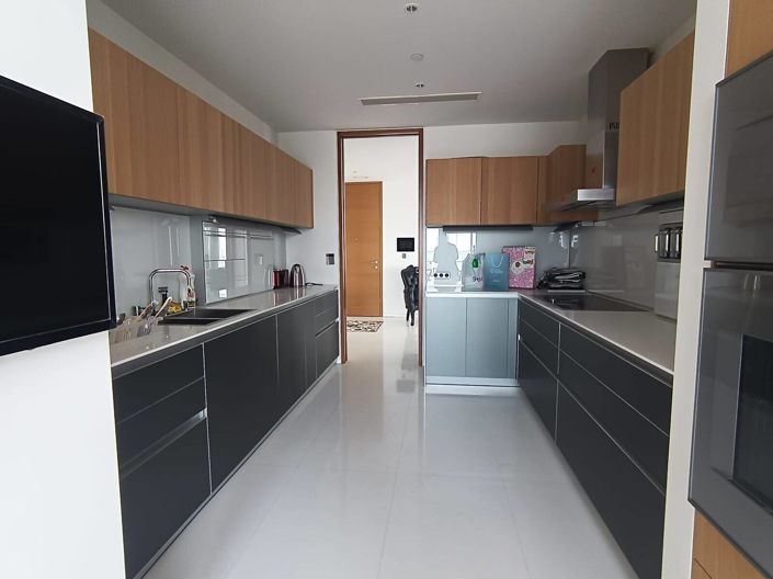 Image No.11-6 Bed Apartment for sale