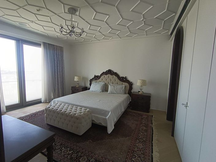 Image No.14-6 Bed Apartment for sale