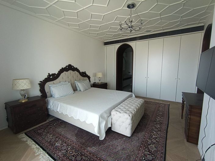 Image No.16-6 Bed Apartment for sale