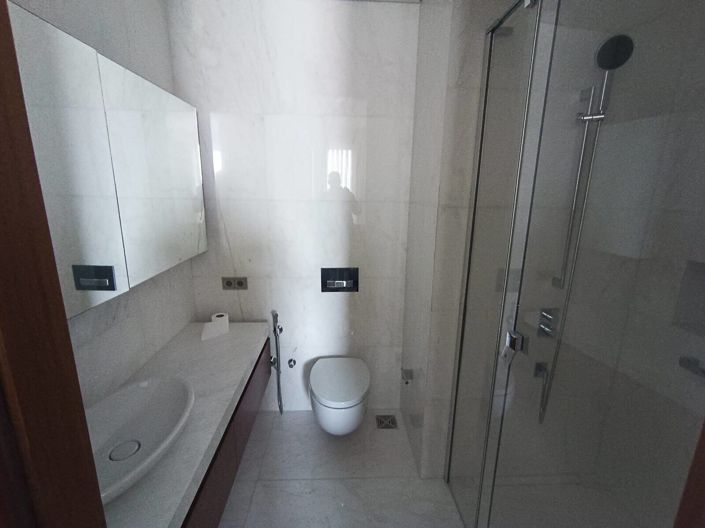 Image No.21-6 Bed Apartment for sale