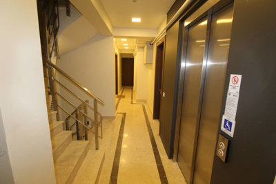 Interior 10