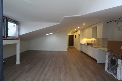 Interior 4