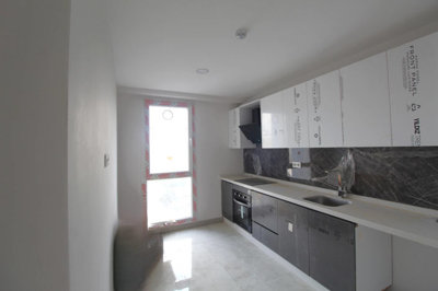 Interior 4