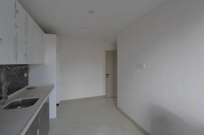 Interior 5