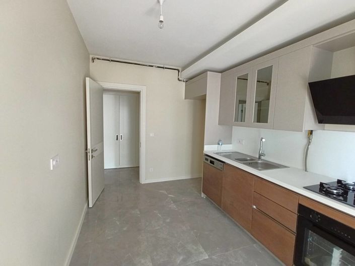 Image No.20-Appartement de 3 chambres à vendre à Esenyurt