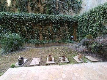 Exterior 3