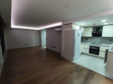 Interior 3