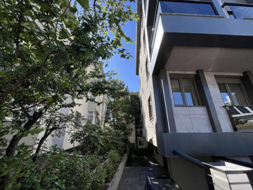 Exterior 3