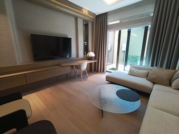 Interior 7