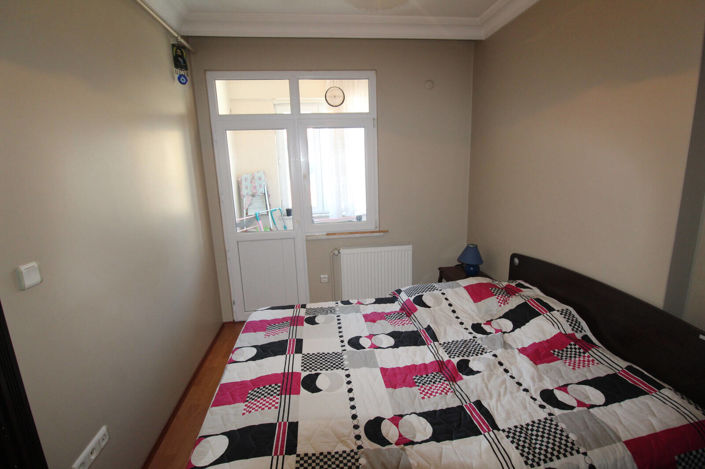 Image No.12-3 Bed Apartment for sale
