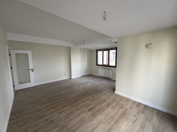 Interior 3