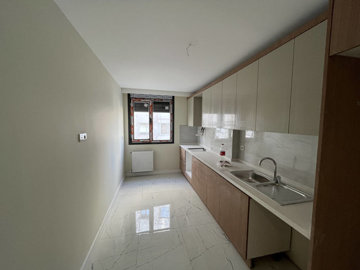 Interior 5