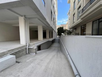 Exterior 3