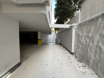 Exterior 5