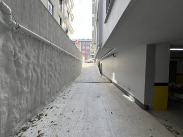 Exterior 6