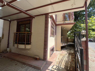 Exterior 5